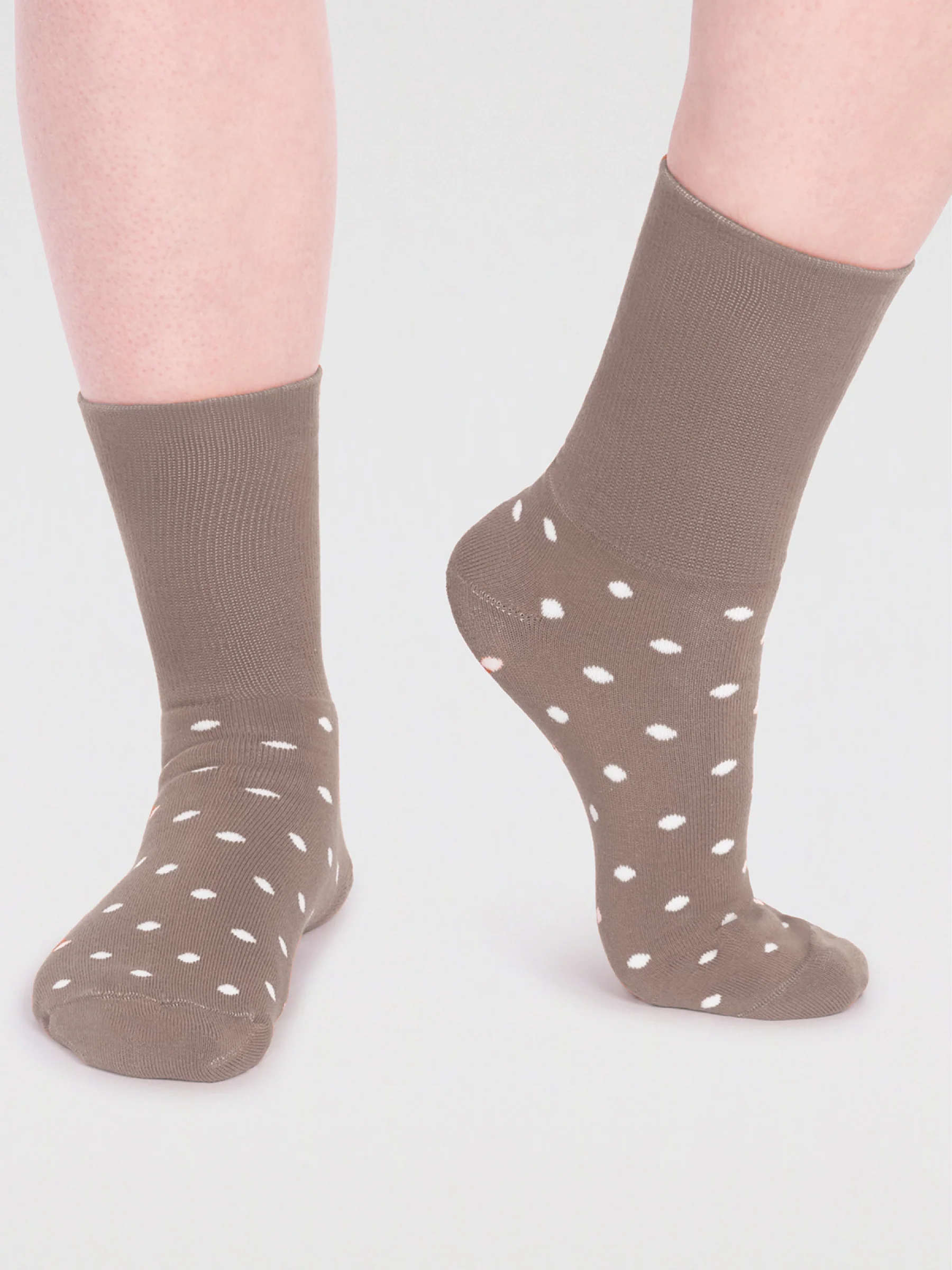 Amara Organic Cotton Spot Walker Socks - Olive Green - Flockneti